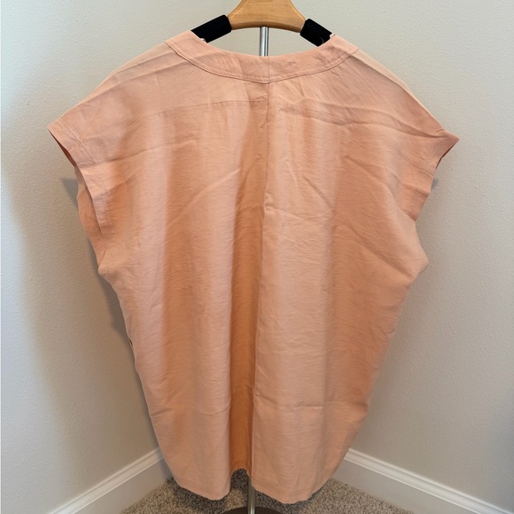 Zara Coral V-Neck Blouse - Size Medium - Picture 2 of 4
